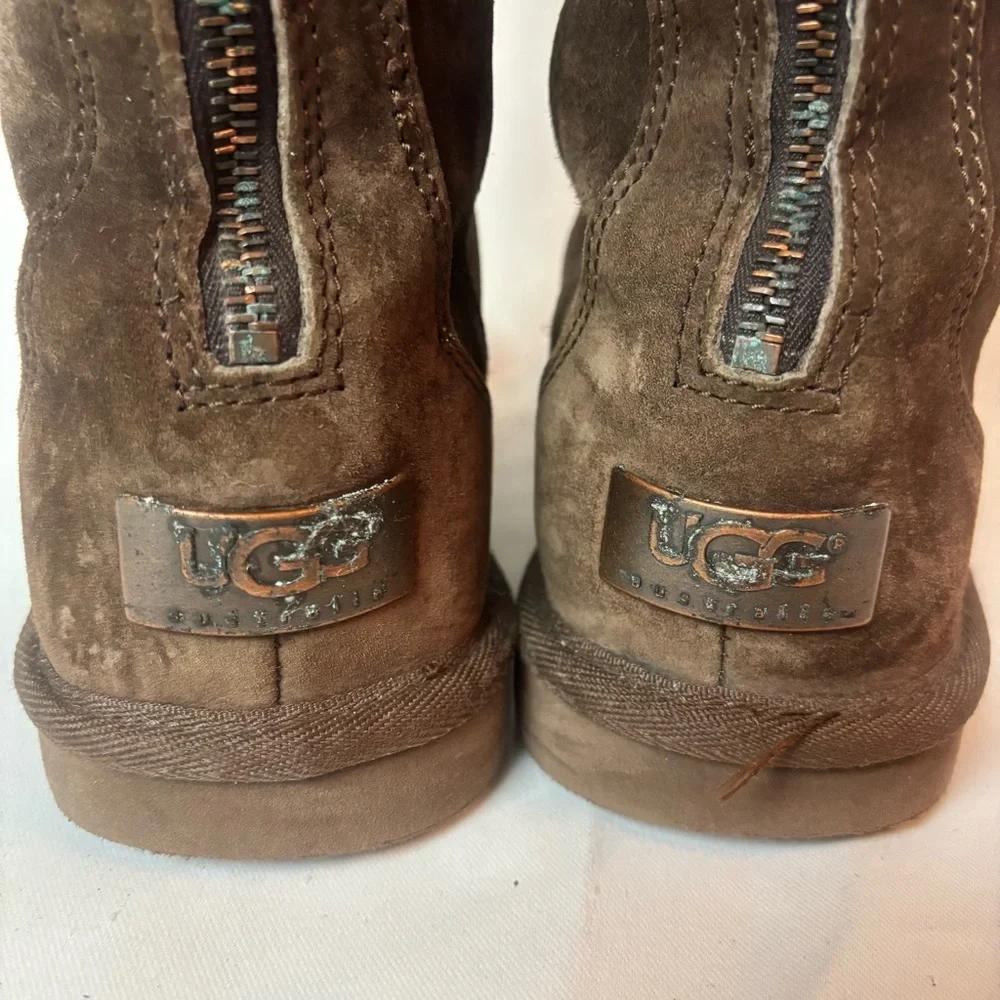 UGG AUSTRALIA Women's 7 Dark Brown 5119 Suede Knightsbridge Tall Back Zip Boots
